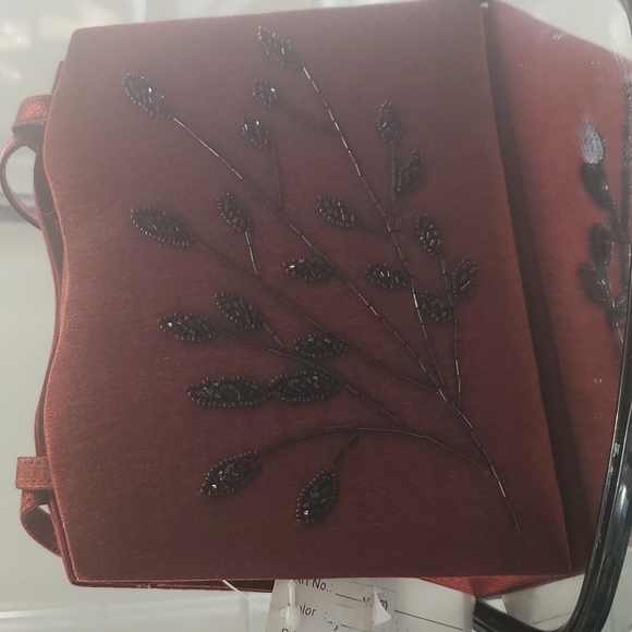 Small red purse with black rhinestone accents New with tags - Picture 9 of 12